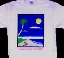Playa Mexicana con Iguana imprinted, fluorescent design on a white T-shirt